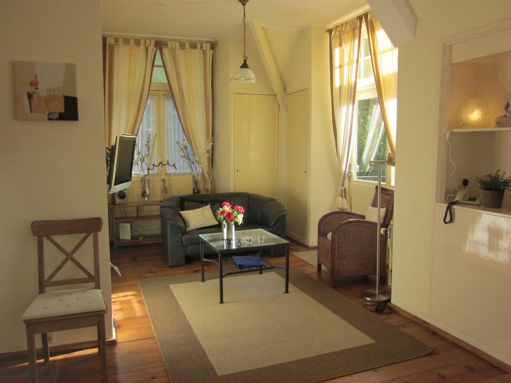 Appartementen Huize Eikenhof 베르겐 객실 사진